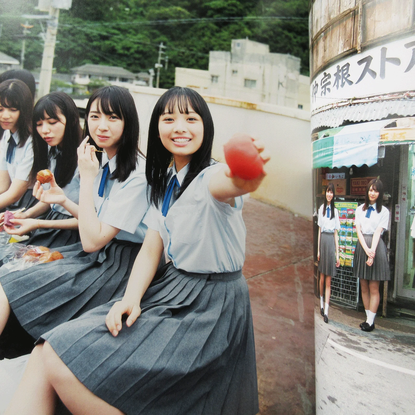 Hinatazaka46 1st Photo Book "tachikogi" - Image 5