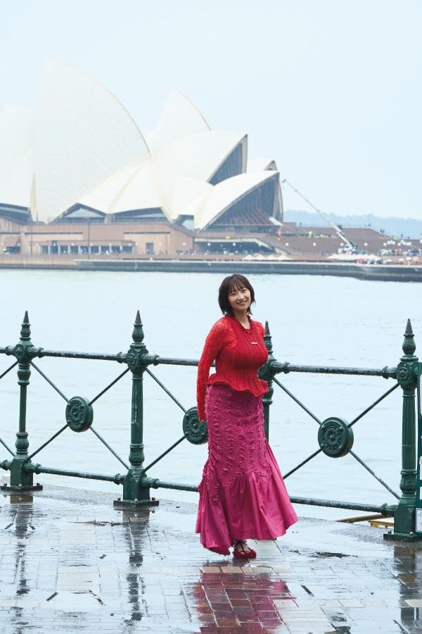 Ina Enohara 2nd Photo Book "I am Ina" - Image 3
