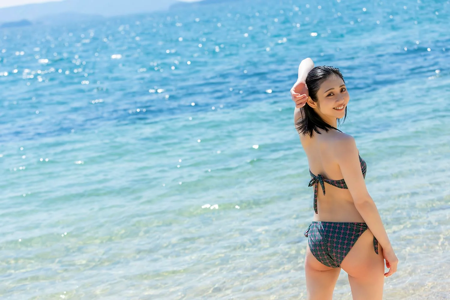 Kasumi Yamaya Photo Book "Enkyori, Ima Koko." - Image 2
