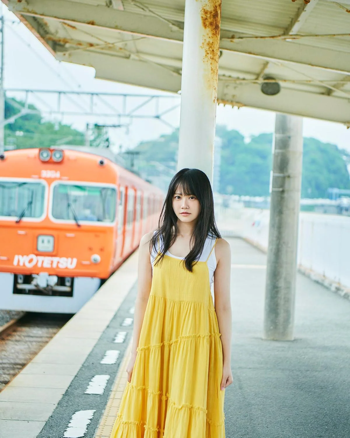 Mai Nakamura 1st Photo Book "kirai no hantai" / AKB48 STU48 - Image 3