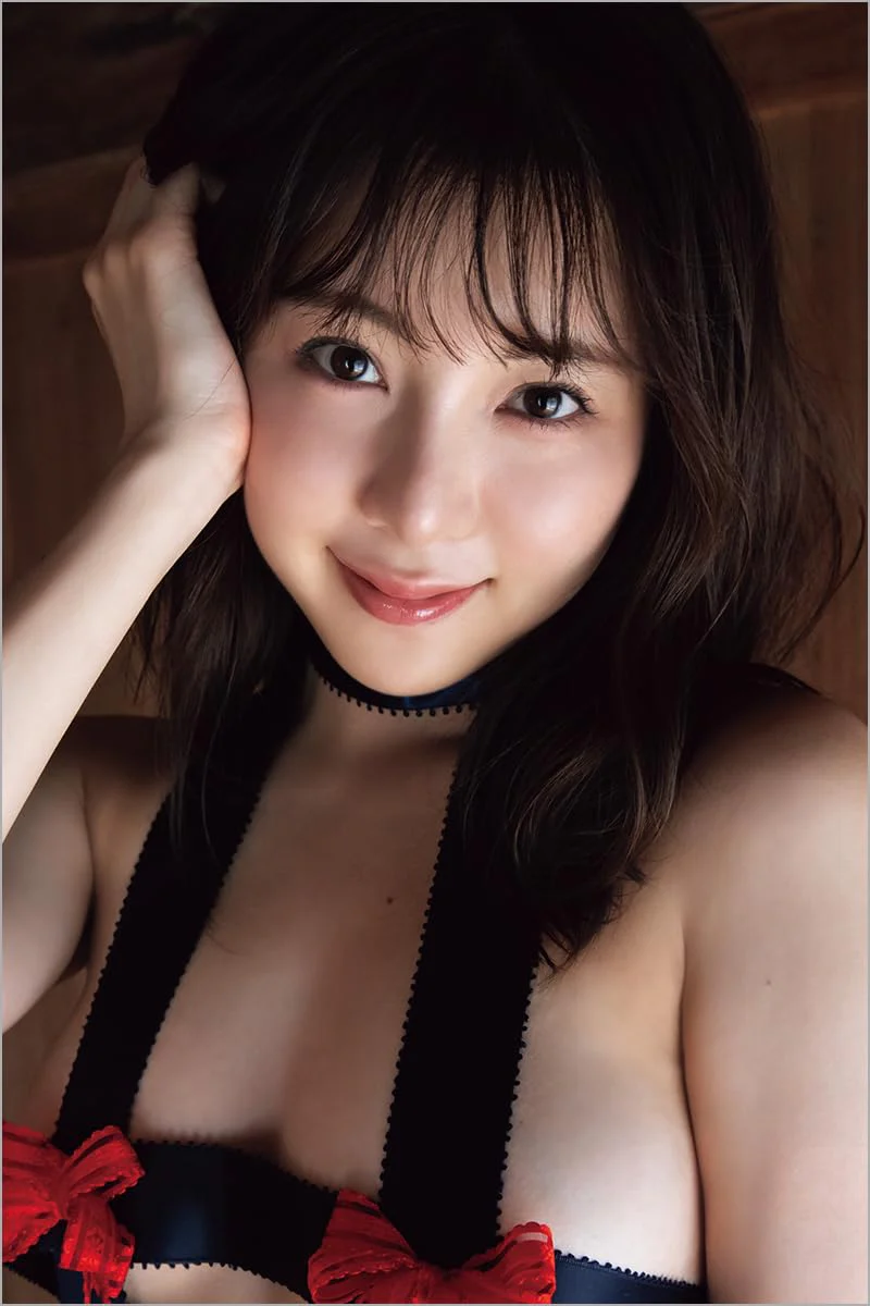 Mai Tachibana 1st Photo Book "I Want to Be a Cat" - Image 2