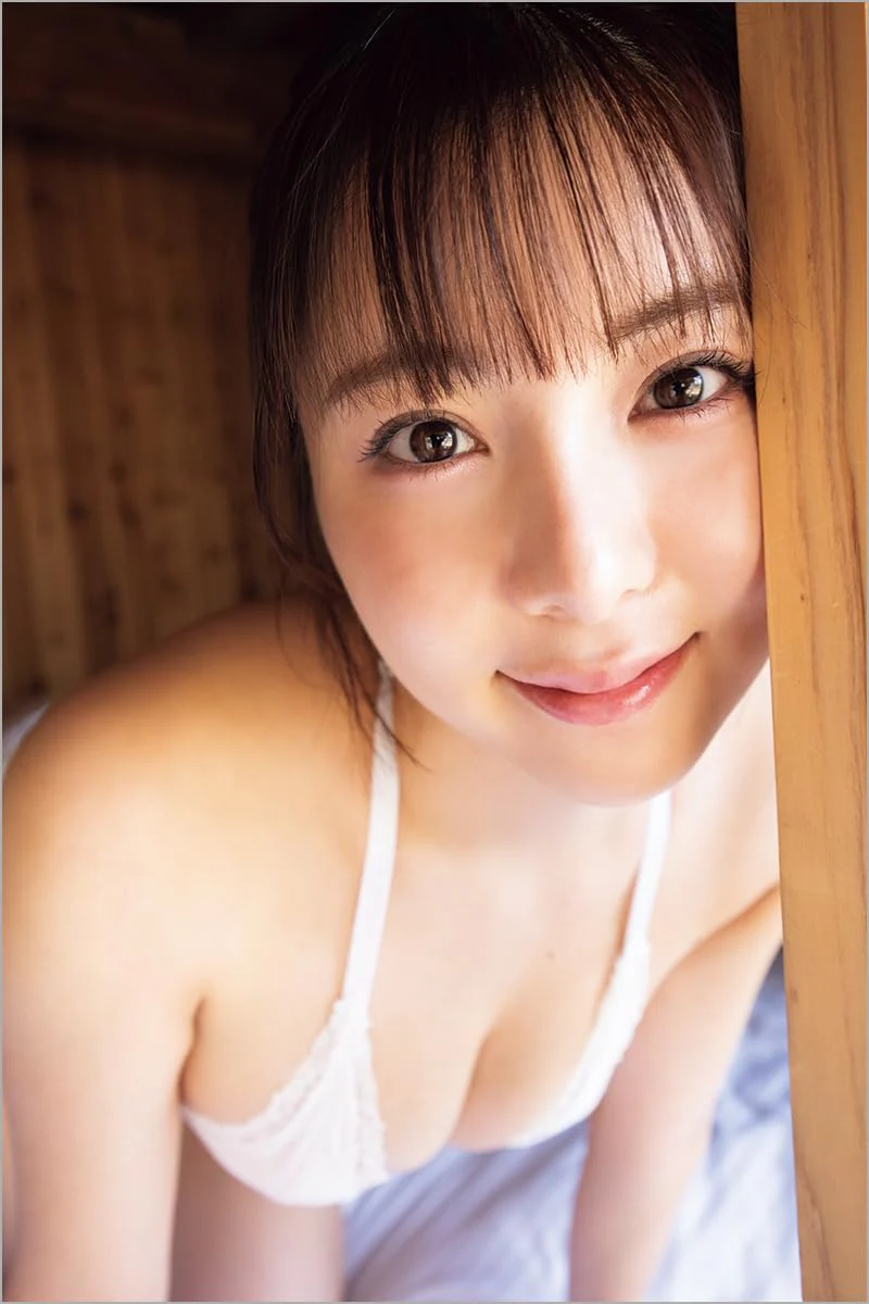 Mai Tachibana 1st Photo Book "I Want to Be a Cat" - Image 4