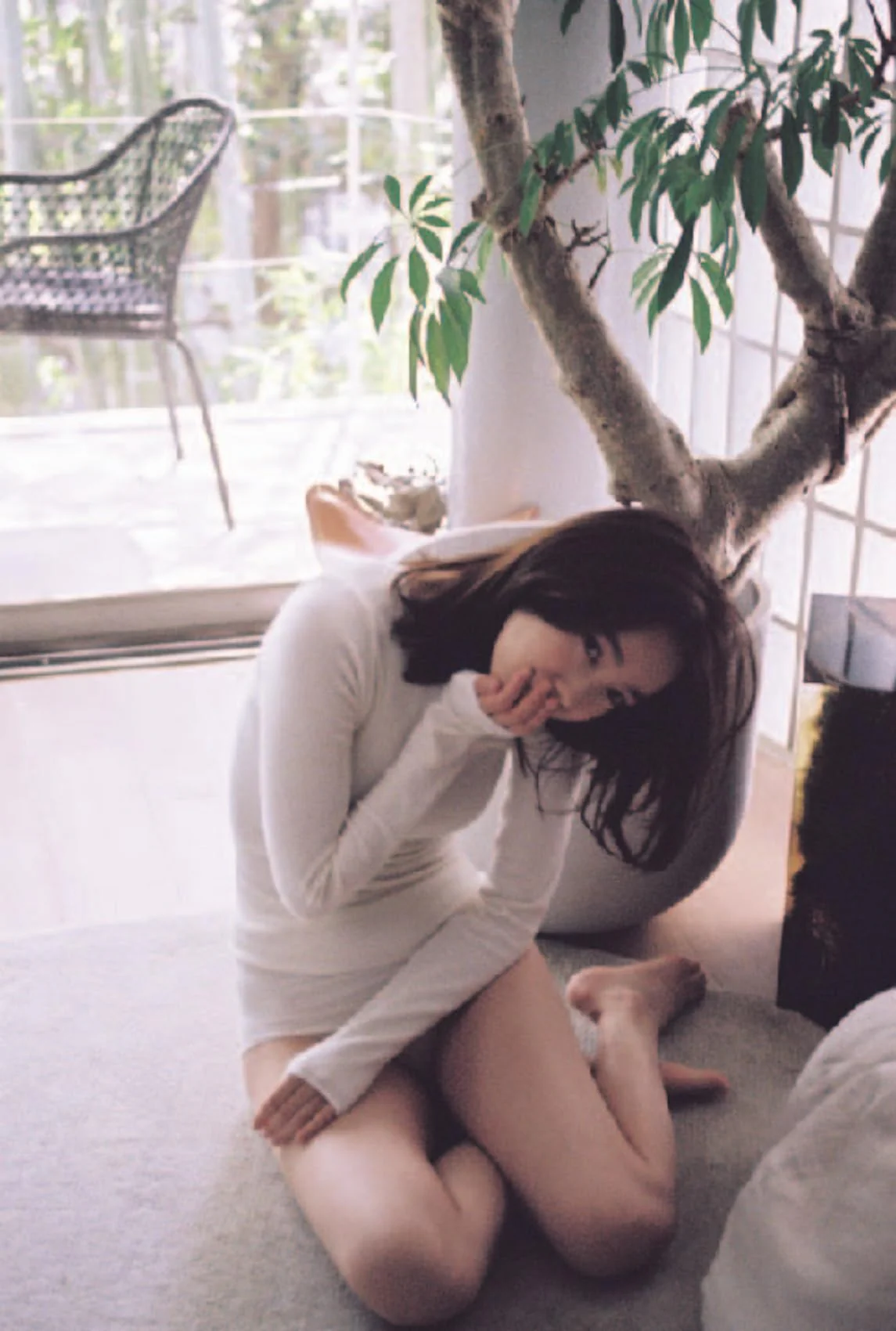Marie Iitoyo Photo Book "Kano hi" - Image 5
