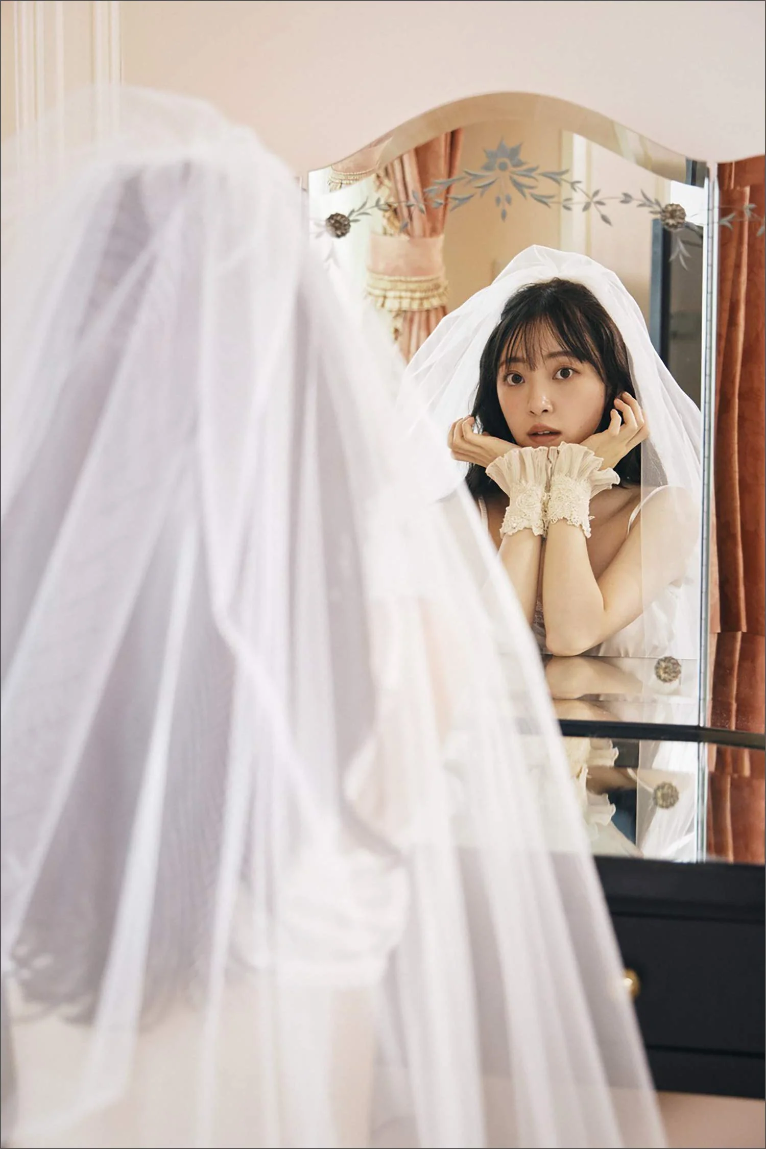Miona Hori Photo Book "Itsunomanika" / Nogizaka46 - Image 3