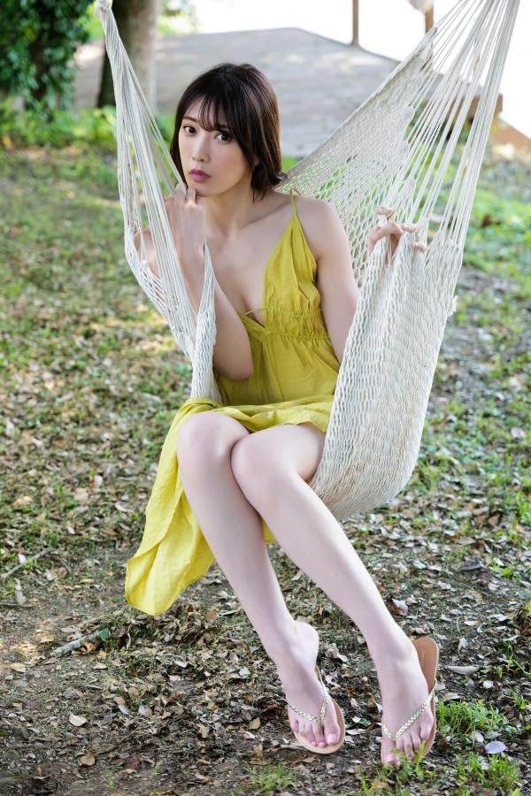 Saki Akai Photo Book "GRACIA" - Image 3