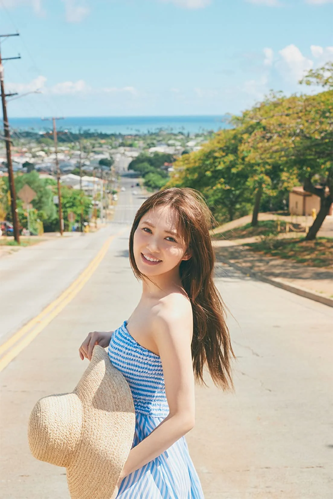 Shiho Kato 1st Photo Book "#Aitai" /Hinatazaka46 - Image 5