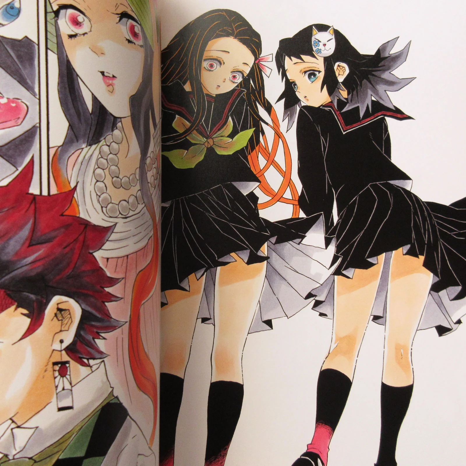The Art of Demon Slayer: Kimetsu no Yaiba - Image 13