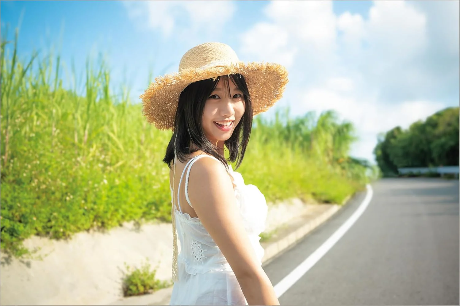 Yayoi Hamabe 1st Photo Book - Image 2