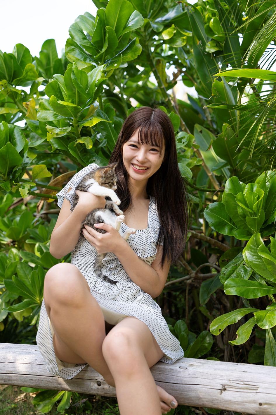 Yua Fukuda 1st Photo Book Wasurekata wo Shiranai - Image 6