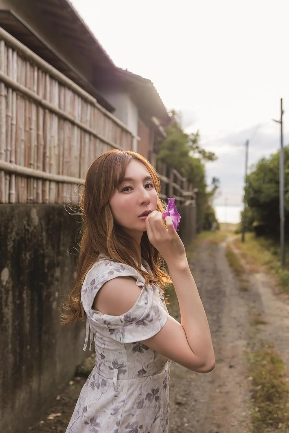 Yui Tatsumi Photobook: Hikou - Image 3